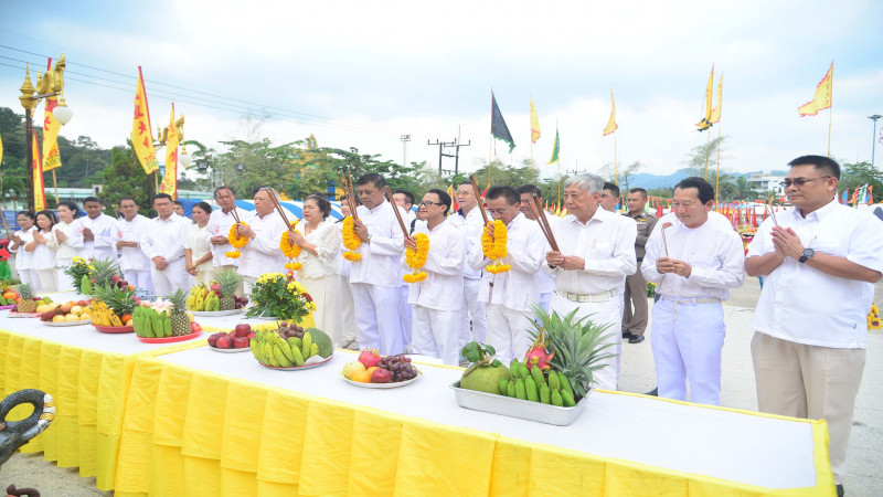 รมต.กก. เปิดงานเทศกาลถือศีลกินผัก..สานสายศรัทราสองแผ่นดินไทย-เมียนมา ประจำปี 2562 จ.ระนอง