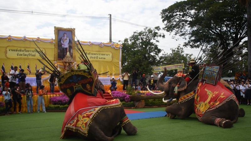 เริ่มแล้ว !!  งานประเพณีแข่งขันเรือยาว จ. บุรีรัมย์  ชิงถ้วยพระราชทาน ในหลวง ร.10