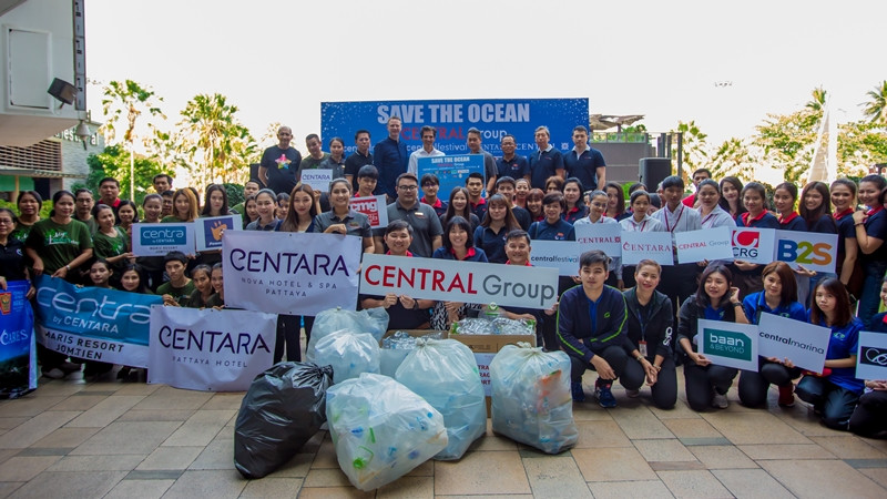 "กลุ่มเซ็นทรัล" รณรงค์ลดใช้ขยะ จัดโครงการ Save The Ocean ทำบุญผ้าไตรจีวร รีไซเคิล จากขวดน้ำพลาสติก