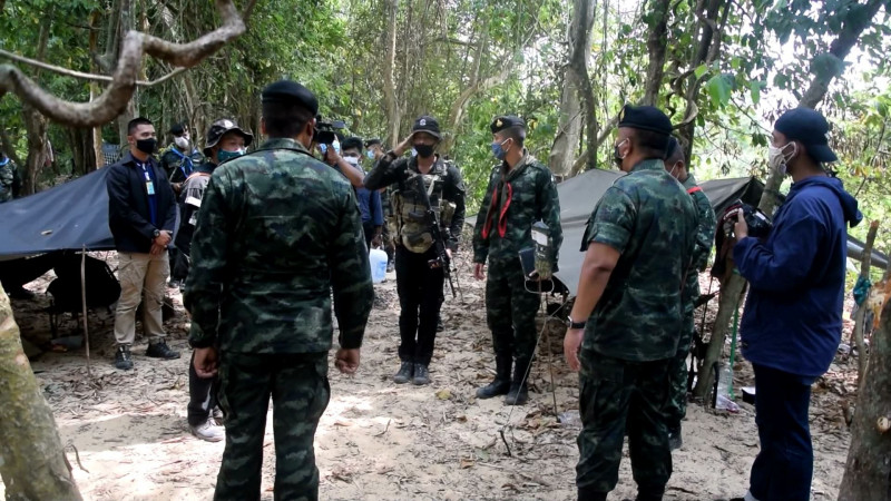 "รองแม่ทัพภาค4" กดดันช่องทางธรรมชาติ จนรวบคนไทย 130 คน เข้าเมืองผิดกฎหมาย