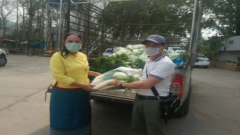 ท้องถิ่นเชียงใหม่-พะเยา ร่วมกันนำผักสวนครัวแจกให้กับพี่น้องประชาชน บรรเทาความเดือดร้อนจากผลกระทบของโรคไวรัสโควิด-19