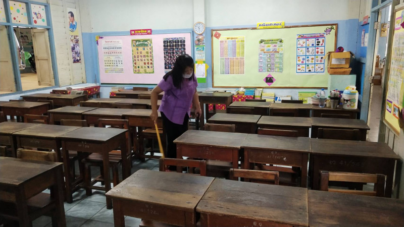 "โรงเรียน" ในพื้นที่ จ.จันทบุรี เตรียมความพร้อมรับเปิดเทอม จัดห้องเรียนวิถีชีวิตใหม่