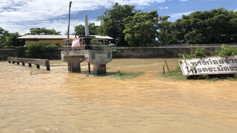 "ระยอง" วิกฤตน้ำท่วมอำเภอเมืองยังต้องเฝ้าระวัง หวั่นฝนตกหนักอีกละลอก