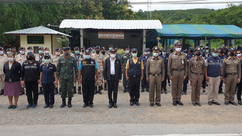 พ่อเมืองประจวบฯ สั่งผนึกกำลังทุกหน่วยป้องกันโควิด-19 หลังพบชาวเมียนมา 2 ราย ติดเชื้อเดินทางเข้าไทย