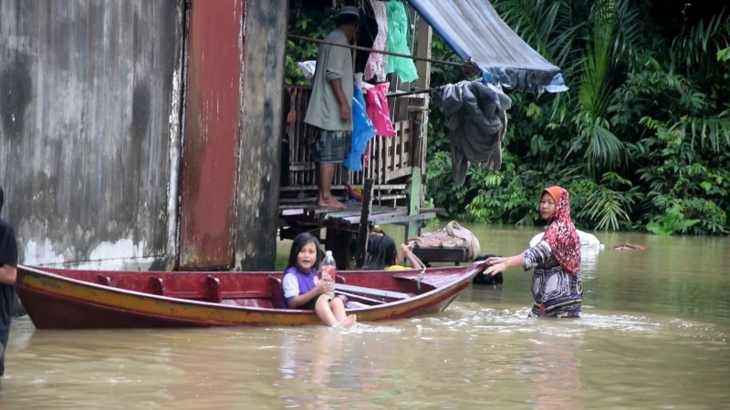 อ่วมหนัก ! "นราธิวาส" น้ำท่วมละลอกสาม ชาวบ้านเดือดร้อน 9 อำเภอ