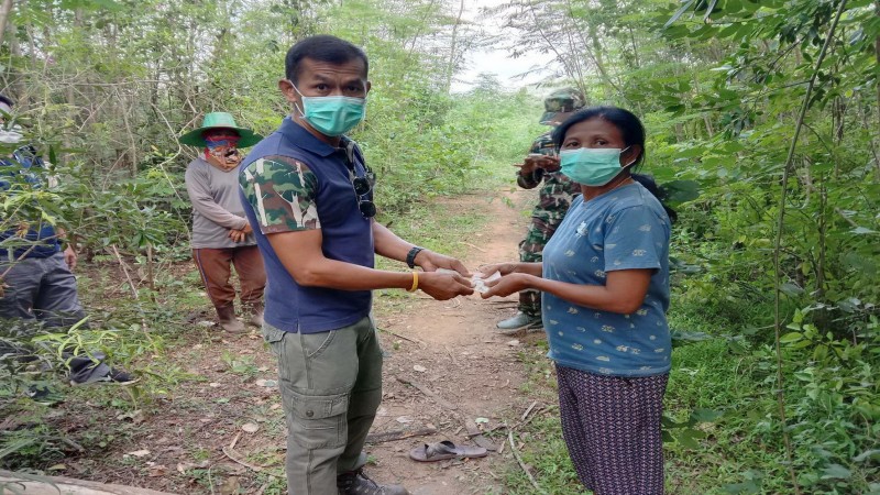 "กำนันช่องสะเดา" เฝ้าติดตามช้างป่า ล่าสุด! ทำร้ายชาวบ้านดับ 1 ราย