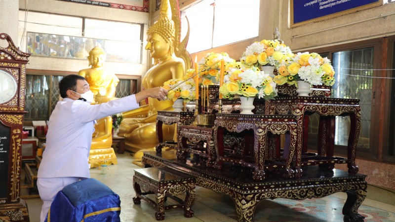 ผู้ว่าฯกาญจนบุรี ประกอบพิธีเจริญพระพุทธมนต์สมโภชพระพุทธรูปสำคัญประจำจังหวัด เฉลิมพระเกียรติ สมเด็จพระราชินี