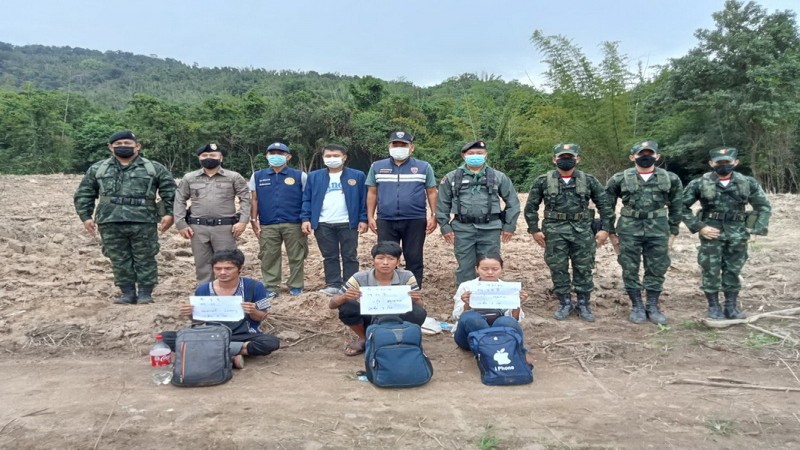 "กองทัพมดเมียนมาร์" มุดป่าลอบข้ามแดนไทย หวังขายแรงงานในจังหวัดสมุทรสาคร สุดท้ายไม่รอด!