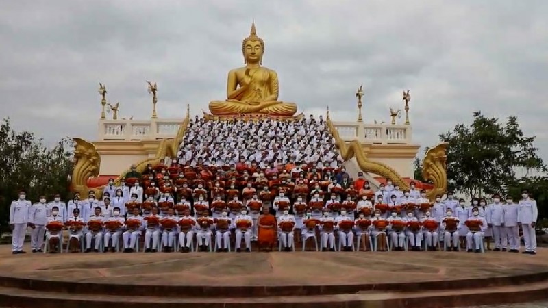 สุรินทร์ จัดพิธีบรรพชาอุปสมบท 99 รูป ถวายพระพรชัยมลคลแด่ เจ้าฟ้าพัชรกิติยาภาฯ