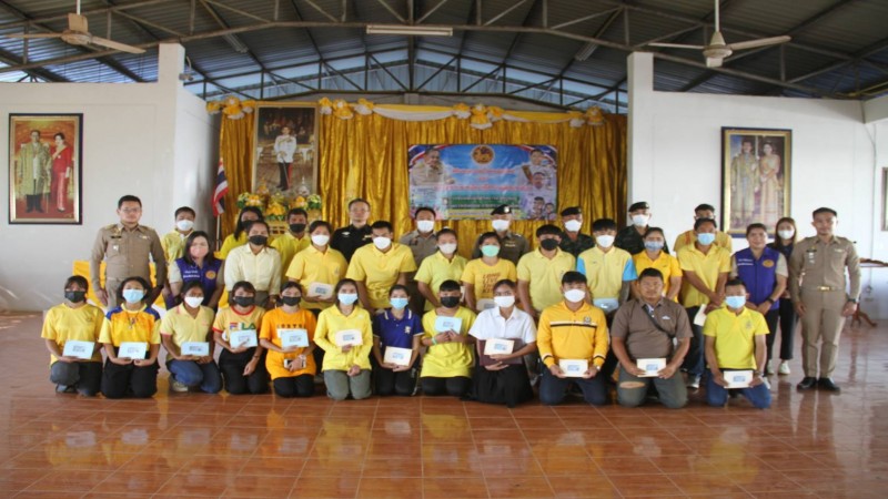 อำเภอสังขละบุรี มอบบัตรประจำตัวประชาชน แก่ผู้ที่ได้รับอนุมัติสัญชาติไทย