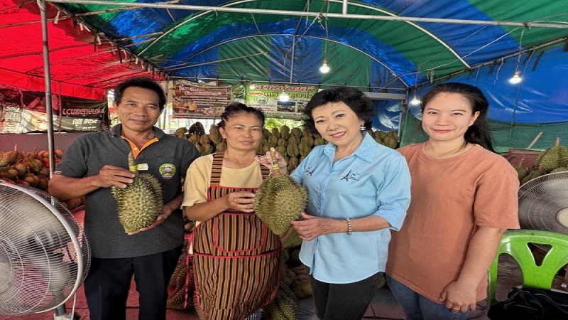 ช้าหมดอดชิม ! "ทุเรียนภูเขาไฟ" มีดสุดท้ายปีนี้ เจ้าของสวนคำพลประกาศตัดชุดสุดท้ายในวันที่ 5 ส.ค.นี้