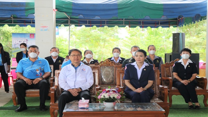 ผู้ว่าฯกาญจนบุรี เป็นประธานเปิดโครงการจังหวัดเคลื่อนที่ “บำบัดทุกข์ บำรุงสุข สร้างรอยยิ้มให้ประชาชน” ครั้งที่ 11