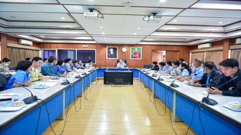 สสจ.กาญจน์ ประชุมคณะกรรมการบริหารชมรมอาสาสมัครสาธารณสุขประจำหมู่บ้าน