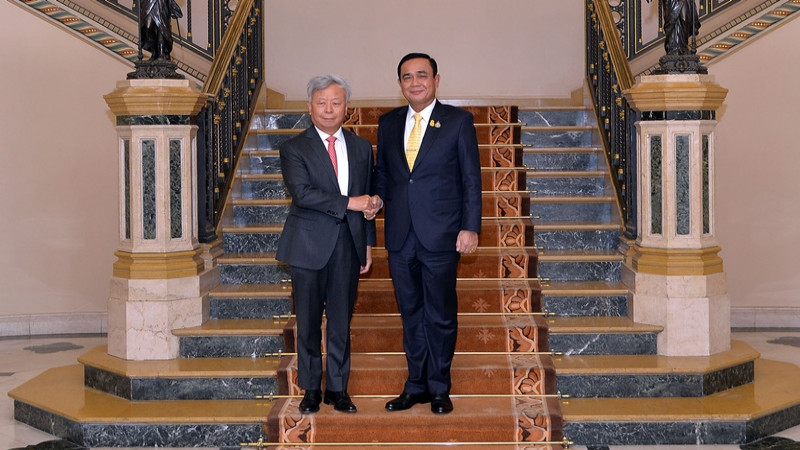 นายกฯ เปิดทำเนียบต้อนรับประธาน AIIB เผยพร้อมสนับสนุนไทยเชื่อมโยงภายในภูมิภาคอาเซียน
