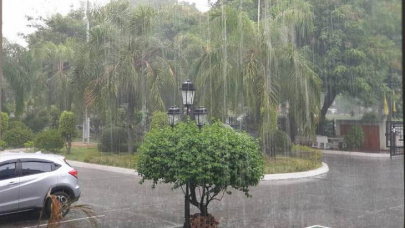 "กรมอุตุฯ" ประกาศเตือน ฉ.13 พายุโซนร้อน "ดานัส" ถล่ม "ใต้ - ตะวันออก" มีฝนตกหนักถึงหนักมาก เสี่ยงน้ำท่วมฉับพลัน