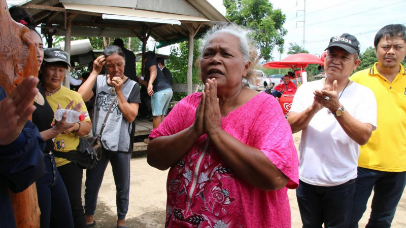 "คุณยายวัย 89 ปี" สุดมึน ถูกหน่วยงานรัฐนำหมายมาขับไล่ให้ออกจากพื้นที่ วอนรัฐช่วยเหลือ