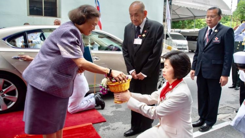 กรมสมเด็จพระเทพฯ ทรงเป็นประธานการประชุมสภาสถาบันการพยาบาลศรีสวรินทิรา สภากาชาดไทย ครั้งที่ 21