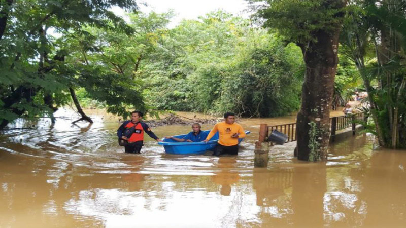 กระทรวงมหาดไทย จะนำเสนอ ครม.อนุมัติงบ 15,800 ล้านบาท ช่วยเหลือเกษตรที่ได้รับความเดือดร้อนจากปัญหาภัยแล้งและน้ำท่วม