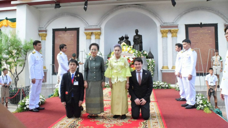 ม.จ.อุทัยกัญญา และท่านหญิงประภาพันธุ์ เสด็จบำเพ็ญกุศลถวาย สมเด็จพระเทพศิรินทราบรมราชินี เนื่องในวันสวรรคต