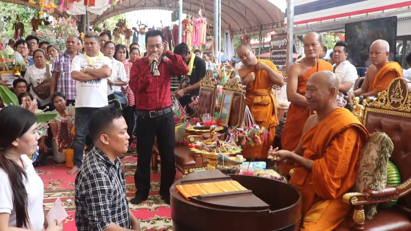 ขอเชิญ "ชาวลูกแม่ตะเคียน" นำเรือแม่ตะเคียนร่วมเสริมบารมีในงานบุญใหญ่ จุลกฐินวัดพุน้อยครั้งที่ 14