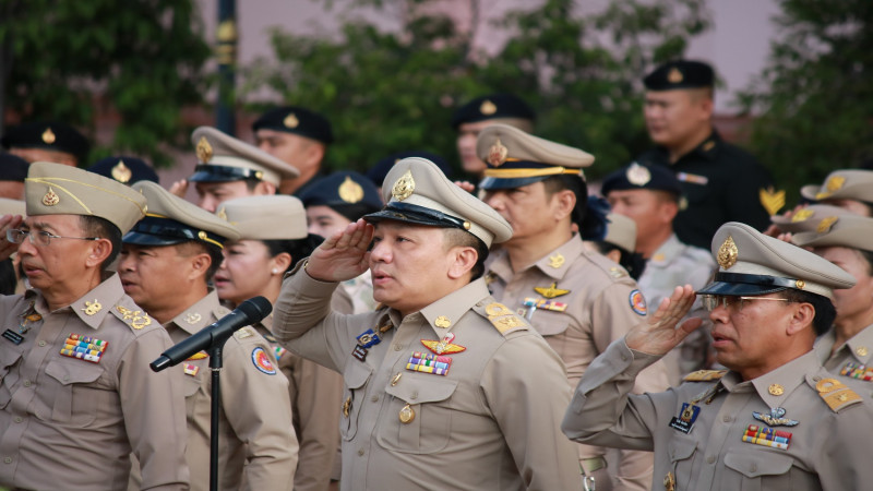 "ผู้ว่าฯ อุดร" จัดกิจกรรม เคารพธงชาติ-ปฏิญาณตนทุกเช้าวันจันทร์ เพื่อให้ ขรก.ตระหนักถึงความสำคัญของสถาบันชาติ