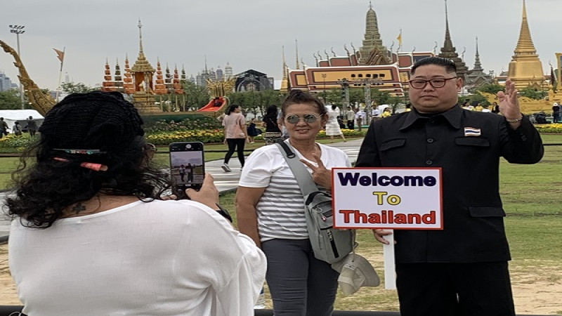 "คิม ไทยแลนด์" ช่วยรณรงค์ต้อนรับผู้นำประเทศอาเซียน พร้อมขอให้คนไทยเป็นเจ้าภาพประชุมอาเซียนที่ดี