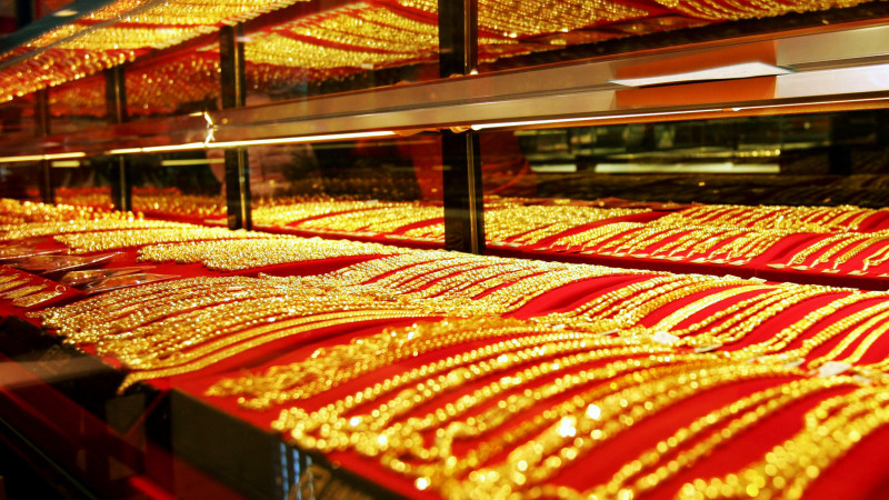 "ราคาทอง" เปิดตลาดเช้าวันนี้ ลดฮวบ ทองคำแท่งรับซื้อบาทละ 21,250