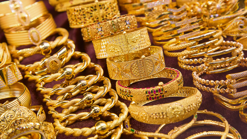 "ราคาทอง" เปิดตลาดเช้าวันนี้ ลดฮวบ ทองคำแท่งรับซื้อบาทละ 21,400