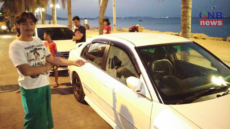 นักท่องเที่ยวกว่า 10 คน เช่าห้องพักเที่ยวทะเลบางแสน - จอดรถเก๋งทิ้งไว้ริมหาด ถูกมือดีทุบกระจกแตก