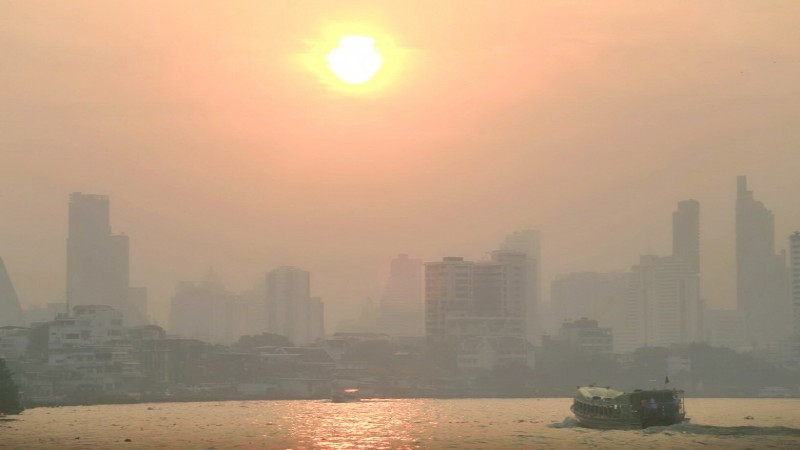 อุตุฯ เผยไทยตอนบนร้อนระอุ กทม.ลมอ่อนฝุ่นพิษสะสมมากขึ้น