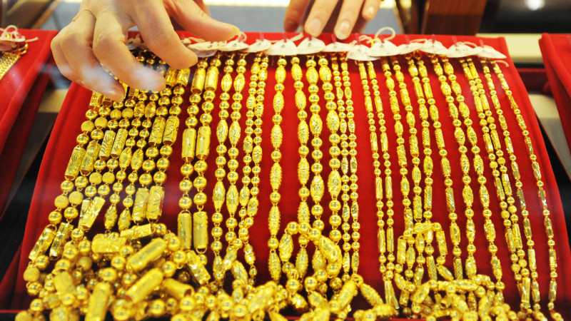 "ราคาทอง" เปิดตลาดเช้าวันนี้ เพิ่มขึ้นเล็กน้อย ทองคำแท่งรับซื้อบาทละ 25,700