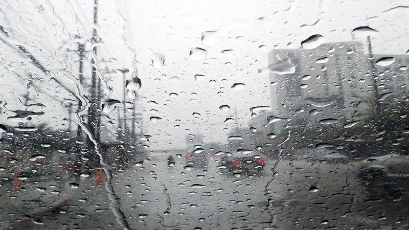 อุตุฯ เผยทั่วไทยเจอฝนฟ้าคะนอง กทม.ถล่ม 60% เตือนระวังอันตรายจากฝนหนัก-สะสม