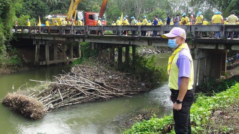 ผบ.นพค.45 สนภ.4 นทพ. เป็นประธานในกิจกรรมจิตอาสา "เราทำความดีเพื่อชาติ ศาสน์ กษัตริย์"