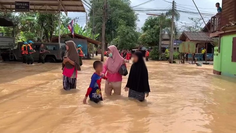 ผู้ว่าฯ สงขลา เตรียมประกาศให้บ้านน้ำลัด อ.สะเดา  เป็นพื้นที่ประสบภัยพิบัติฉุกเฉิน