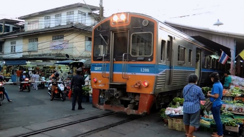 การรถไฟฯ ประกาศปรับการเดินรถสายวงเวียนใหญ่ - มหาชัย งดให้บริการ 2 ขบวน