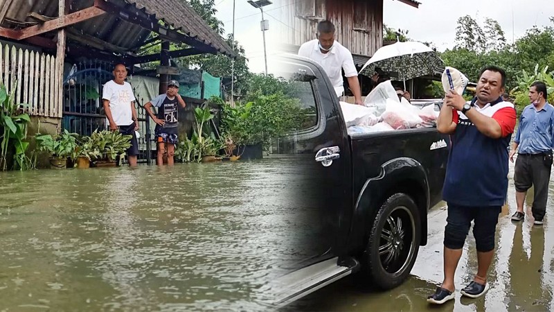 น้ำท่วมนราฯ เริ่มลด ผู้ประสบอุทกภัยซึ้งใจชาวบ้านรวมใจซื้ออาหารแห้งแจก