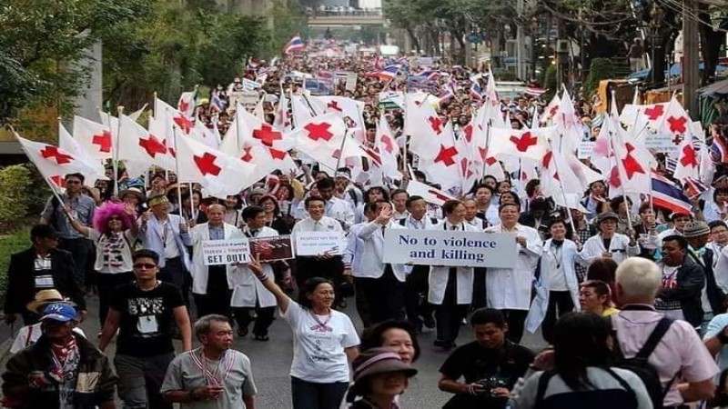 "กองทัพพม่า" เตือนให้ผู้ชุมนุมกลับไปทำงาน หยุดมาประท้วง เพื่อเห็นแก่ประโยชน์ของประเทศ !