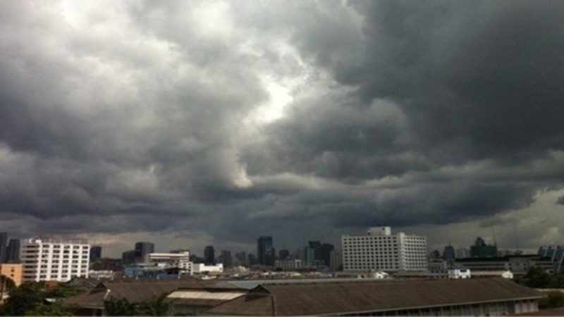 อุตุฯ เตือน ! "ไทยตอนบน" ฝนฟ้าคะนองบางแห่ง "กทม." อุณหภูมิสูงสุด 36 องศา