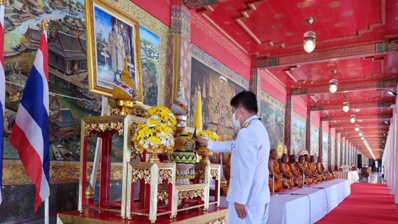 สุพรรณบุรี ประกอบพิธีเจริญพระพุทธมนต์ เพื่อถวายเป็นพระราชกุศลแด่ ในหลวง ร.10