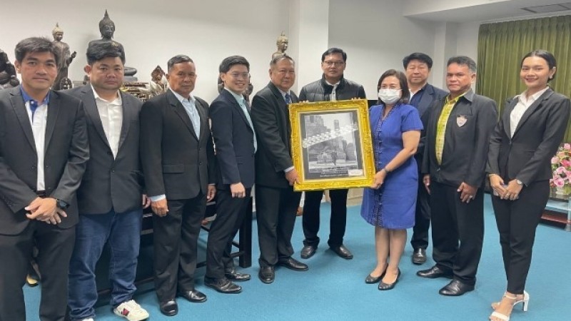 หอการค้าจังหวัดสุโขทัย เข้าแสดงความยินดีกับรองผู้ว่าฯ สุโขทัย