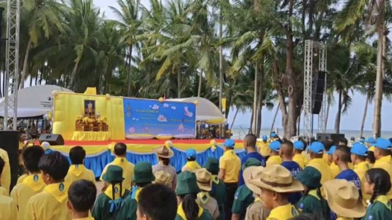 เทศบาลเมืองแสนสุข   จัดกิจกรรมจิตอาสาเฉลิมพระเกียรติพระบาทสมเด็จพระเจ้าอยู่หัว 