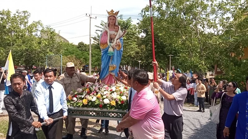 สืบสานประเพณีแห่แม่พระทางสายน้ำวัฒนธรรมท้องถิ่นไทยญวน