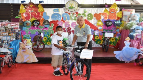 คณะครูโรงเรียนเทศบาลทองผาภูมิ จัดกิจกรรมวันเด็กแห่งชาติประจำปี 2566