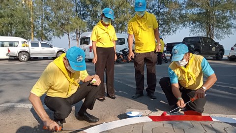 "รองผู้ว่าฯประจวบ" ปรับปรุงภูมิทัศน์  พัฒนาเส้นทางแหล่งท่องเที่ยวชายหาดอ่าวประจวบฯ ถวายเป็นพระราชกุศล