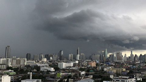 จับตาทั่วไทยฝนเพิ่มขึ้น "กรุงเทพฯ" เตรียมรับมือวันนี้ฝนร้อยละ 60 
