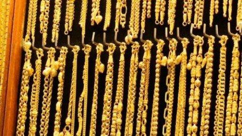 "ราคาทอง" วันนี้ลดฮวบ 200 บาท ทองคำแท่งรับซื้อบาทละ 20,300
