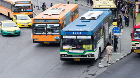 ชาวกรุงมีเฮ! "คมนาคม" เตรียมถกลดค่าโดยสาร "รถเมล์ - รถไฟฟ้า" หลังแถลงนโยบาย