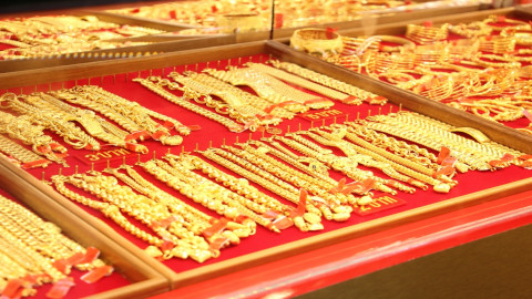 "ราคาทอง" เปิดตลาดเช้านี้ คงตัว ทองคำแท่งขายออกบาทละ 22,200