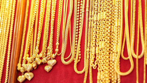 "ราคาทอง" เปิดตลาดเช้านี้ ลดฮวบ! ทองคำแท่งขายออกบาทละ 21,550
