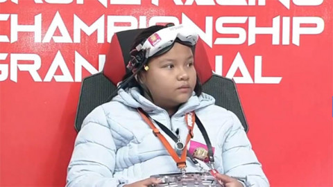 คนไทยเฮ "น้องมิลค์" สาวน้อยหน้านิ่ง คว้าแชมป์โลกโดรนเรซซิ่ง 2 ปีซ้อน